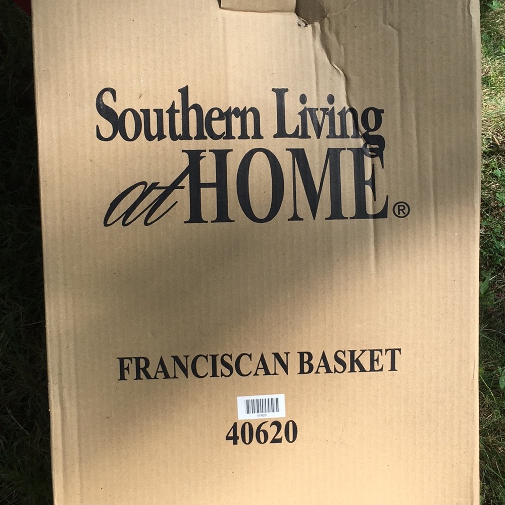 Southern living at home Franciscan basket